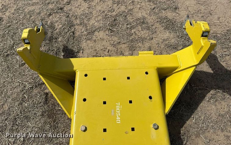 image for item ER8925 Degelman blade mounting bracket