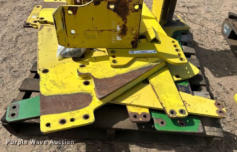 image for item ER8927 Degelman blade parts