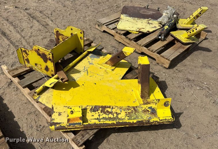 image for item ER8927 Degelman blade parts