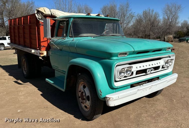 image for item ER8933 1961 Chevrolet 60 dump flatbed truck