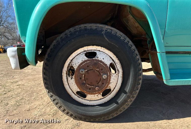 image for item ER8933 1961 Chevrolet 60 dump flatbed truck