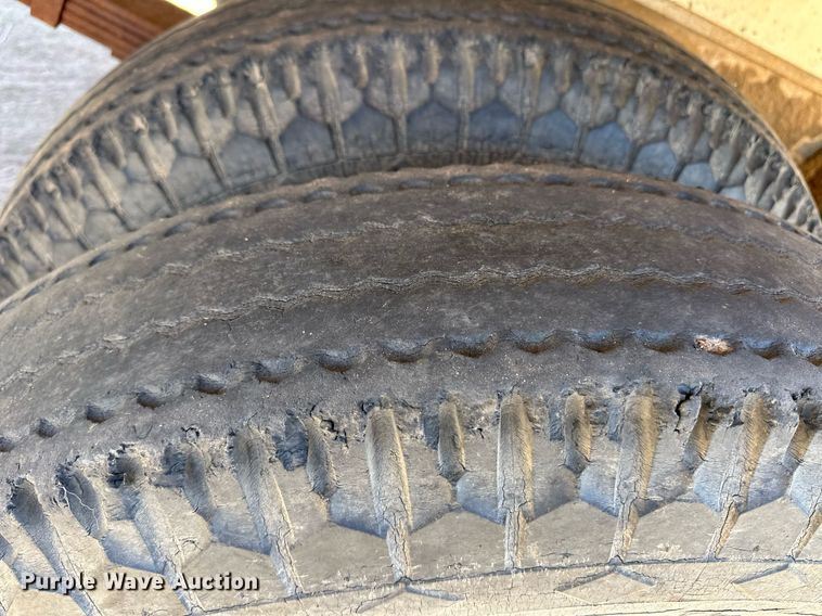 image for item ER8933 1961 Chevrolet 60 dump flatbed truck