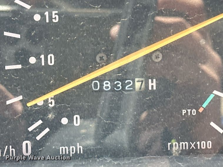 image for item ER8942 2004 Massey Ferguson 1433 MFWD tractor