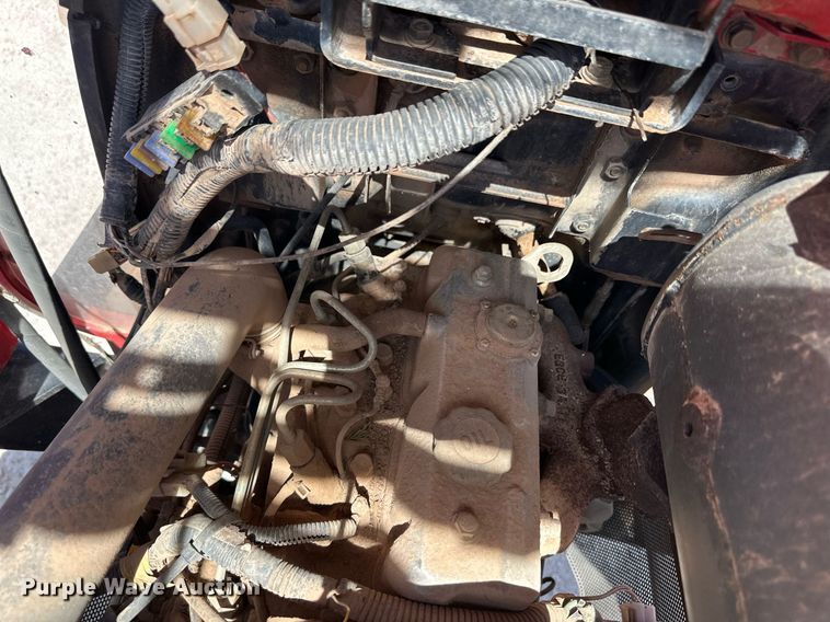 image for item ER8942 2004 Massey Ferguson 1433 MFWD tractor