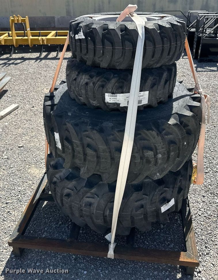 image for item ER8948 (6) tractor tires and wheels