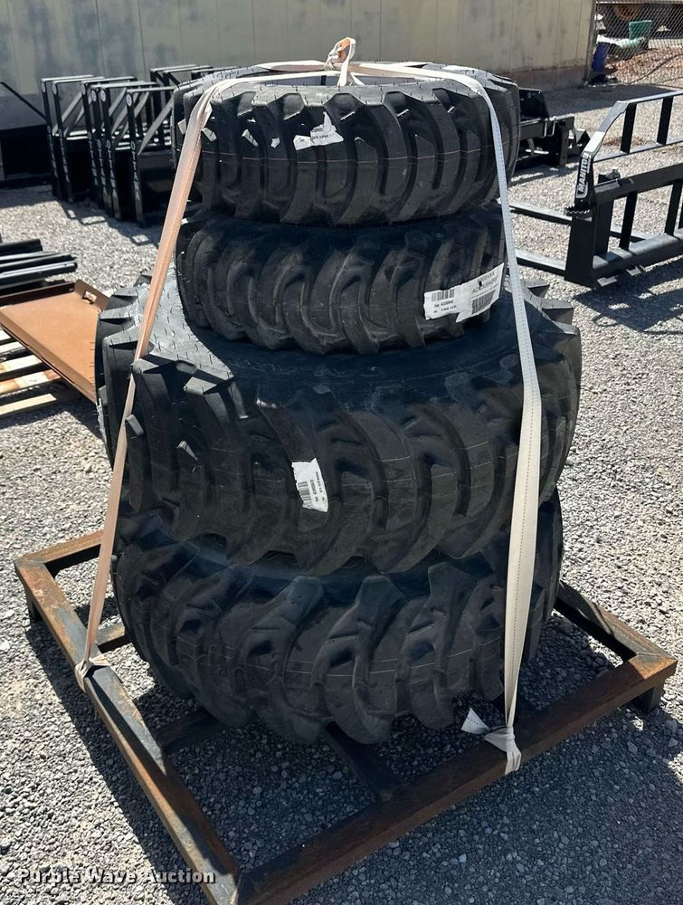 image for item ER8948 (6) tractor tires and wheels
