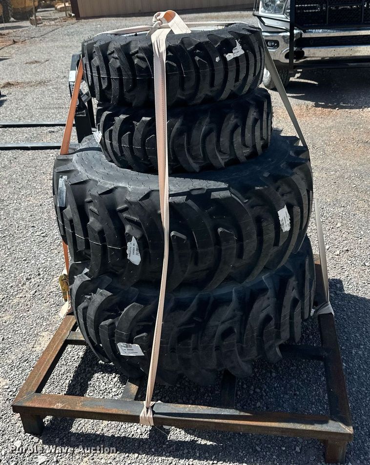 image for item ER8948 (6) tractor tires and wheels
