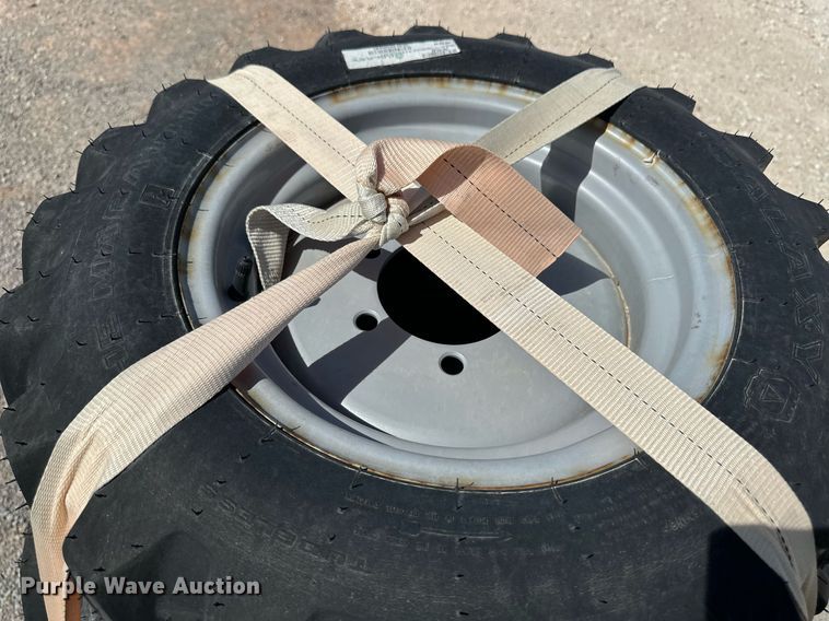 image for item ER8948 (6) tractor tires and wheels