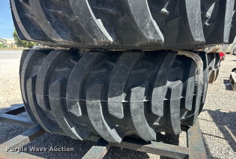 image for item ER8948 (6) tractor tires and wheels