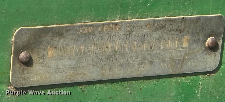 image for item NC9262 John Deere 980 field cultivator