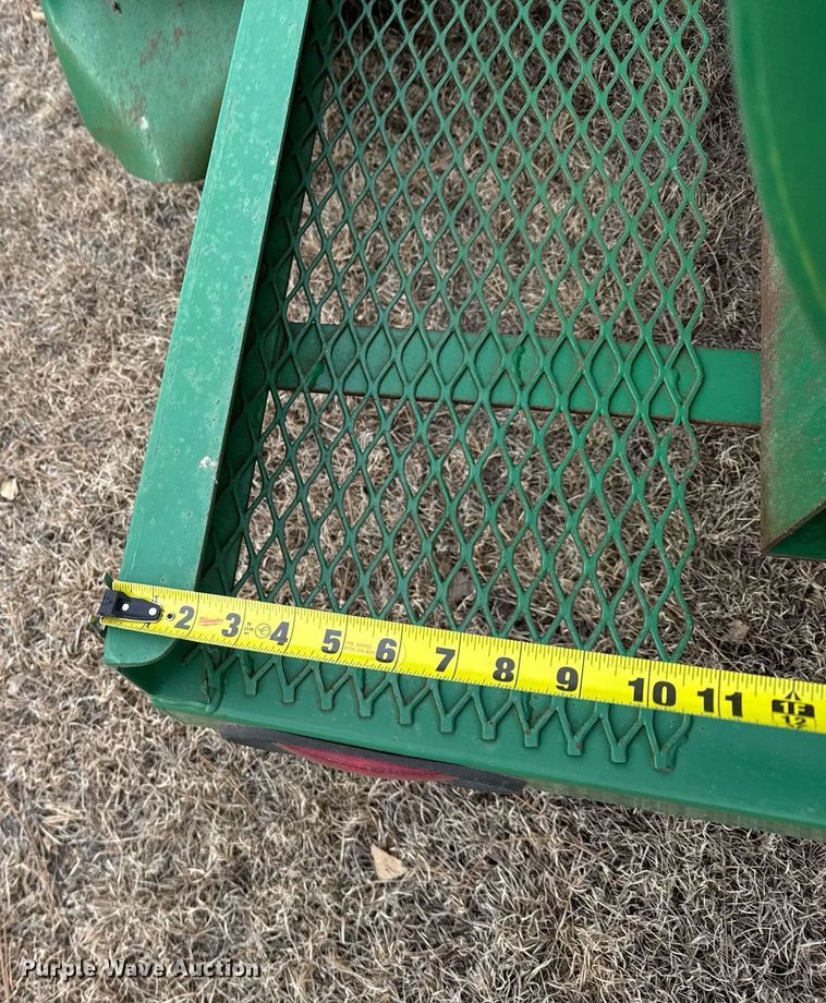 image for item NN9646 Neal fuel trailer