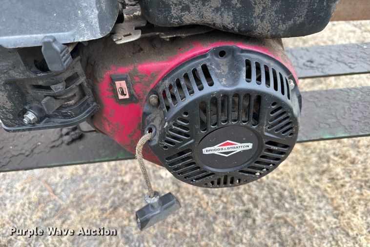 image for item NN9646 Neal fuel trailer