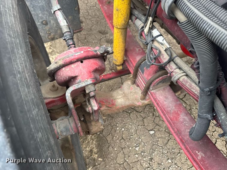 image for item NN9648 2005 Kenworth T800 semi truck