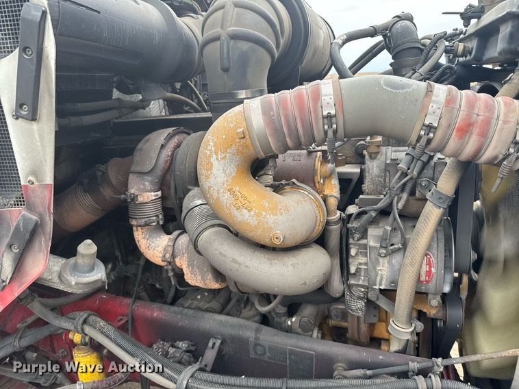 image for item NN9648 2005 Kenworth T800 semi truck