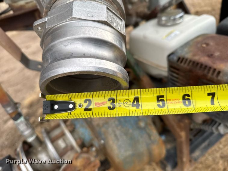 image for item NN9649 1984 Fruehauf tank trailer