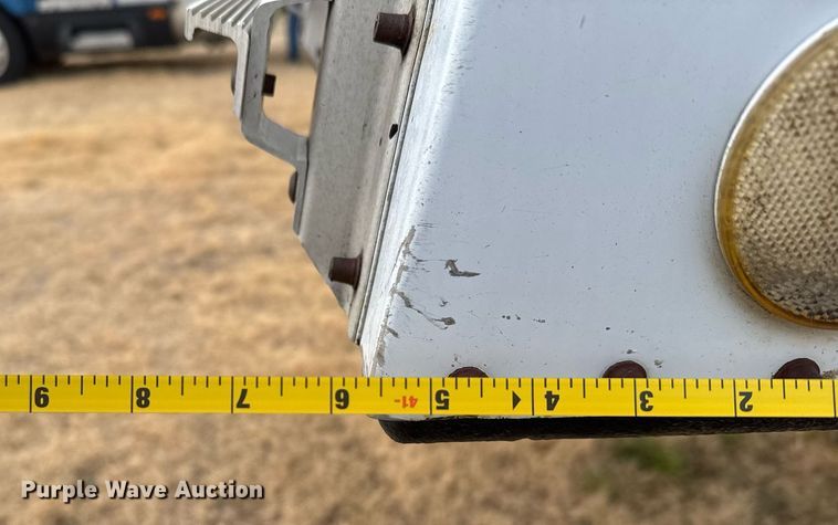 image for item NN9651 1986 Merritt grain trailer