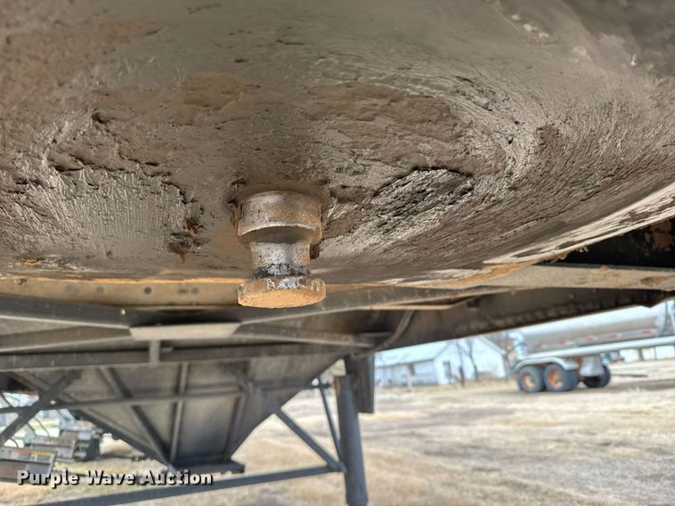 image for item NN9651 1986 Merritt grain trailer