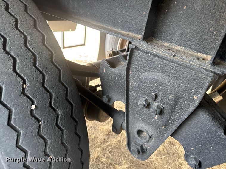 image for item NN9651 1986 Merritt grain trailer