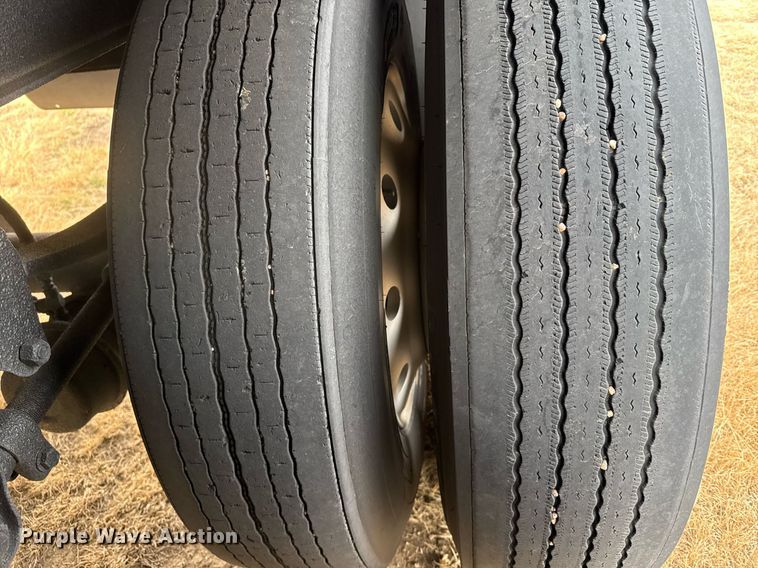 image for item NN9651 1986 Merritt grain trailer