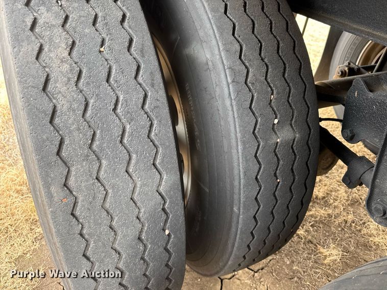 image for item NN9651 1986 Merritt grain trailer