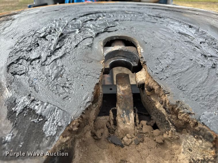 image for item NN9655 1993 Kenworth T660 semi truck