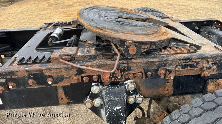 image for item NN9655 1993 Kenworth T660 semi truck