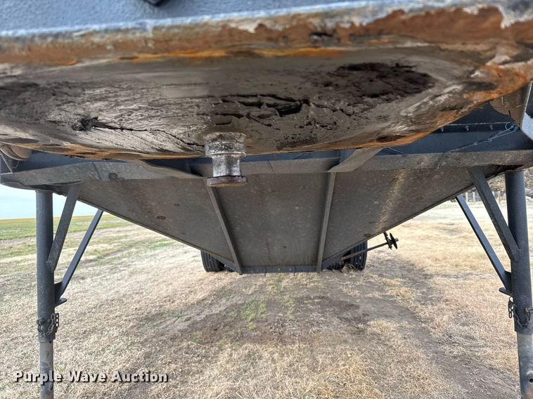 image for item NN9656 (2) 1971 Spen grain trailers