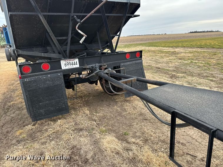 image for item NN9656 (2) 1971 Spen grain trailers