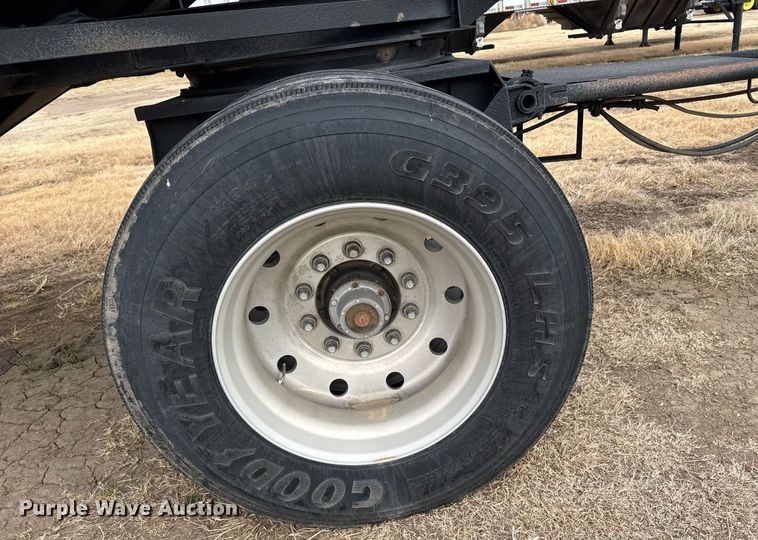 image for item NN9656 (2) 1971 Spen grain trailers