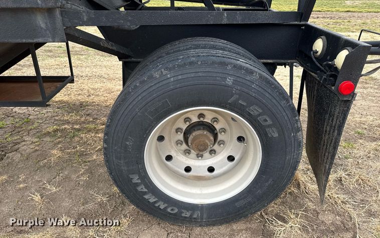 image for item NN9656 (2) 1971 Spen grain trailers