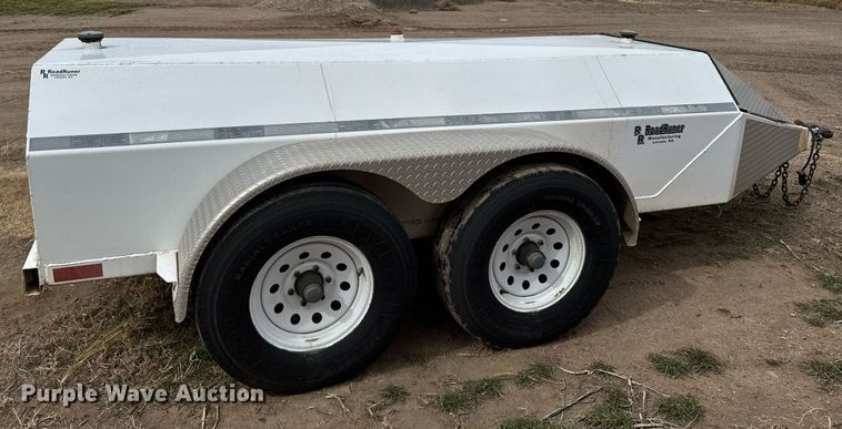 image for item NN9658 2011 Road Runner fuel trailer
