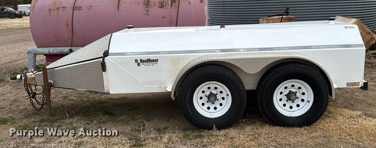 image for item NN9658 2011 Road Runner fuel trailer