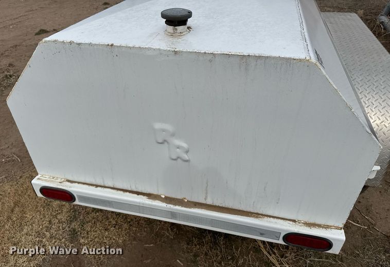 image for item NN9658 2011 Road Runner fuel trailer