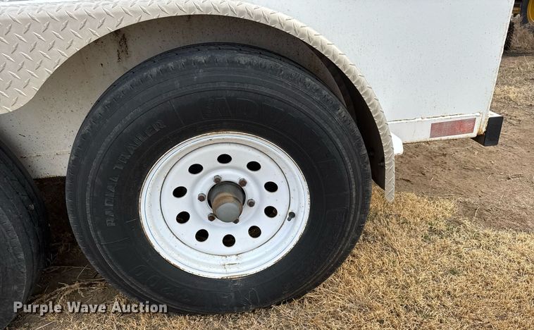 image for item NN9658 2011 Road Runner fuel trailer