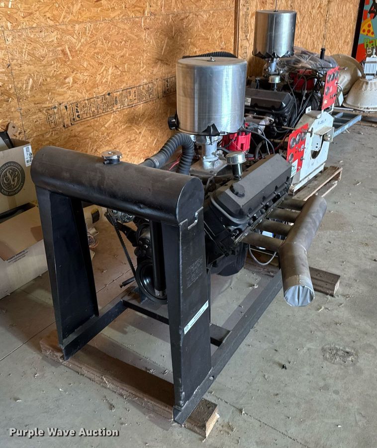 image for item NN9661 GM 454 engine