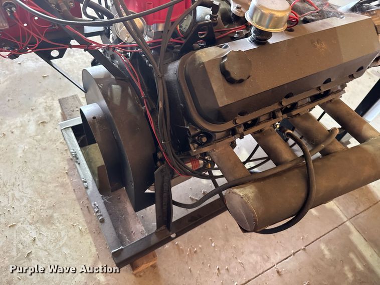 image for item NN9661 GM 454 engine