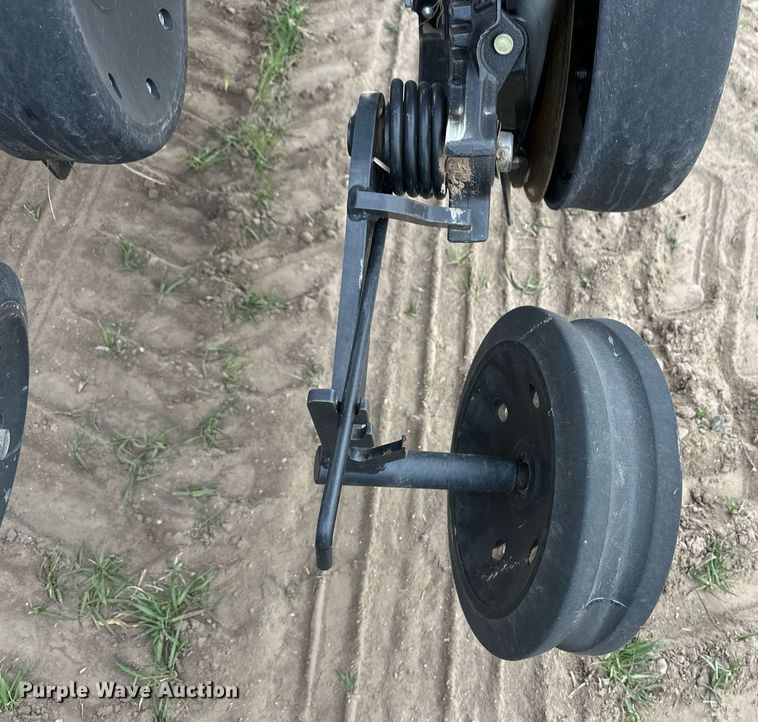 image for item NN9663 2019 Case IH 500 Precision Disk air seeder