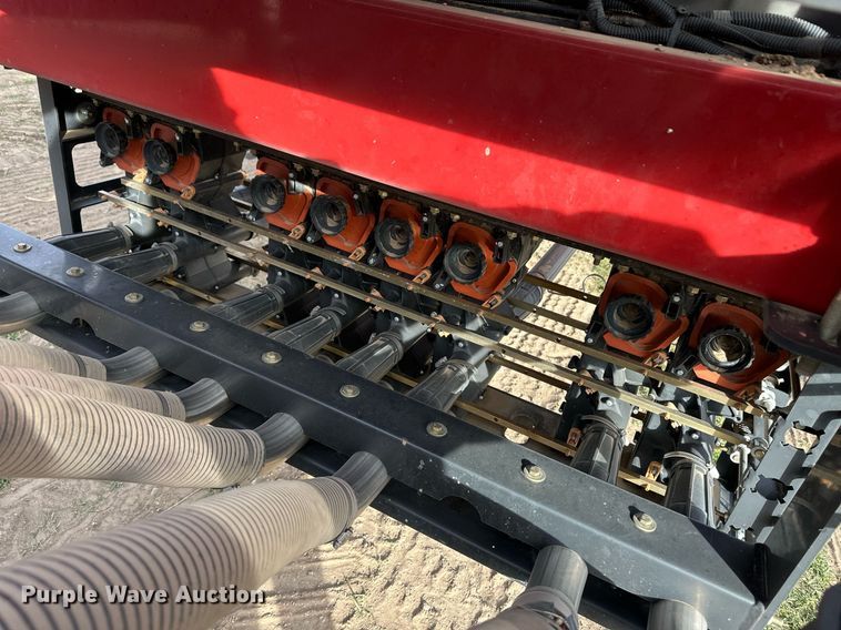 image for item NN9663 2019 Case IH 500 Precision Disk air seeder
