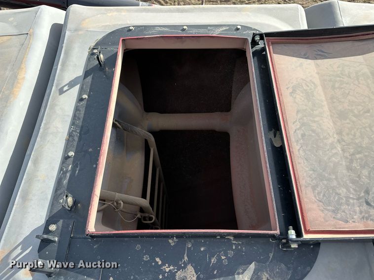 image for item NN9663 2019 Case IH 500 Precision Disk air seeder