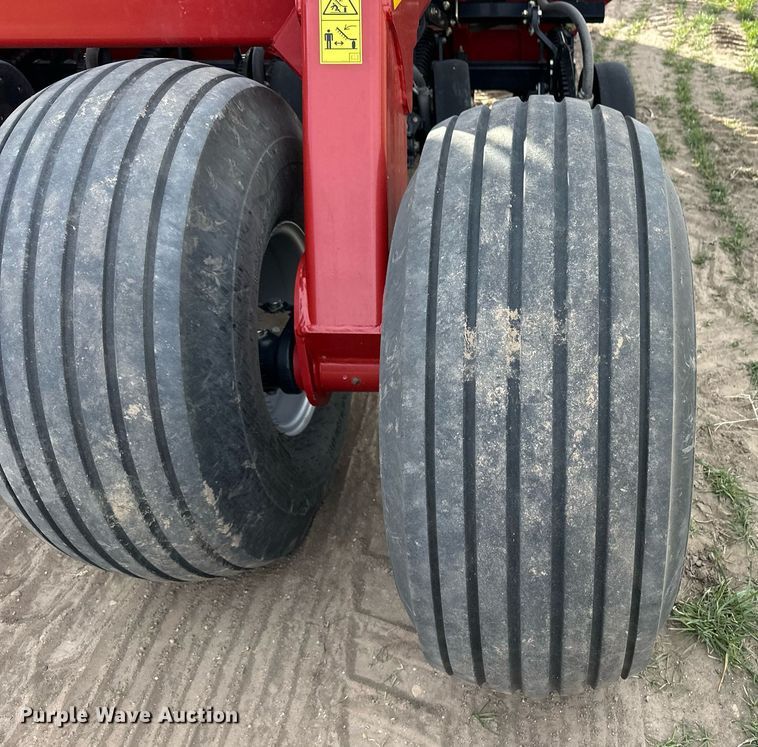 image for item NN9663 2019 Case IH 500 Precision Disk air seeder