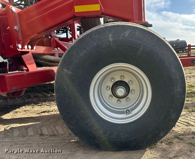 image for item NN9663 2019 Case IH 500 Precision Disk air seeder