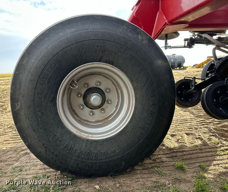 image for item NN9663 2019 Case IH 500 Precision Disk air seeder