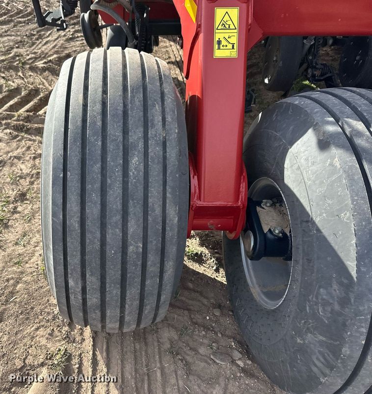 image for item NN9663 2019 Case IH 500 Precision Disk air seeder