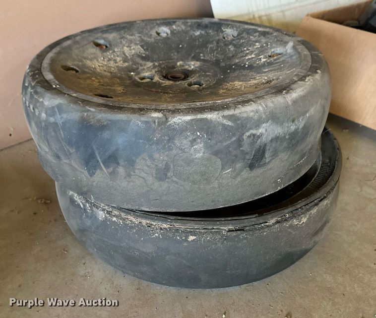 image for item NN9663 2019 Case IH 500 Precision Disk air seeder