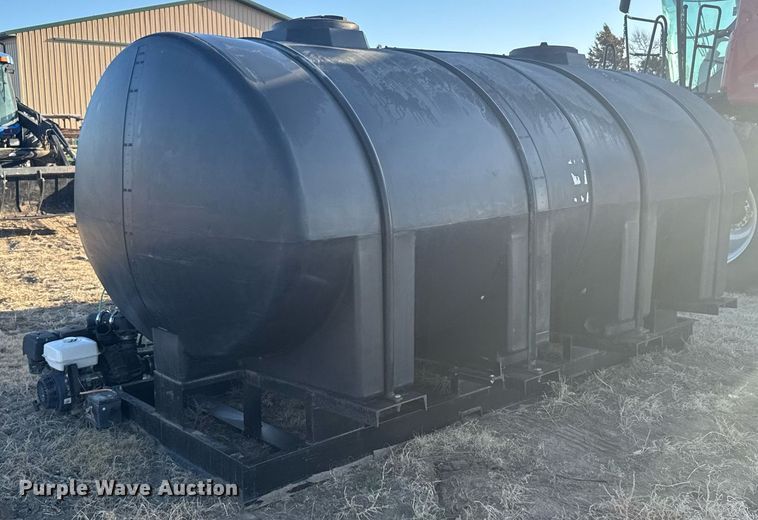 image for item NN9700 (2) tanks