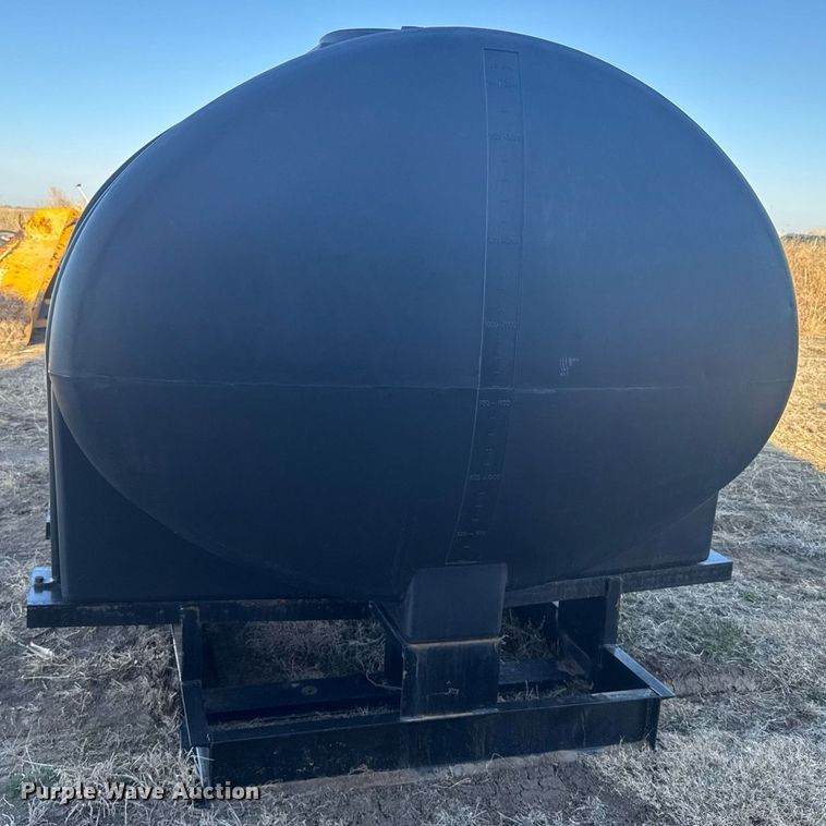 image for item NN9700 (2) tanks