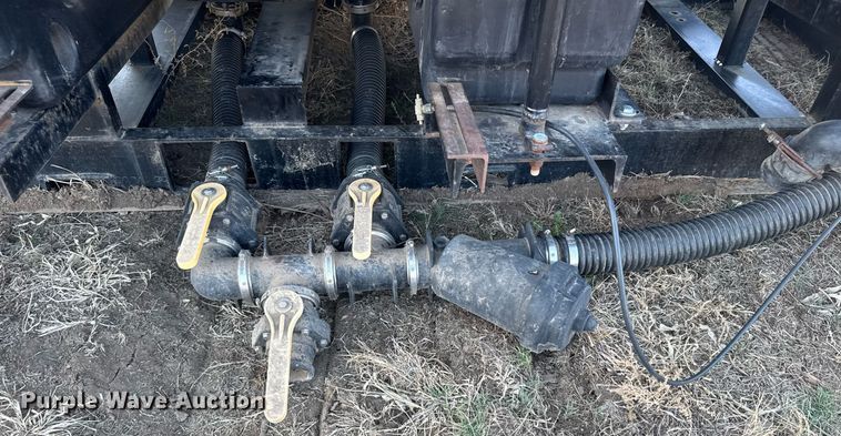 image for item NN9700 (2) tanks