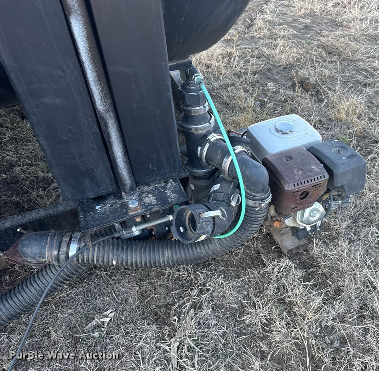 image for item NN9700 (2) tanks