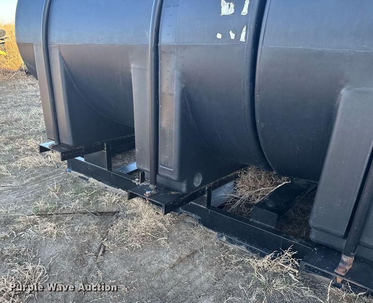 image for item NN9700 (2) tanks