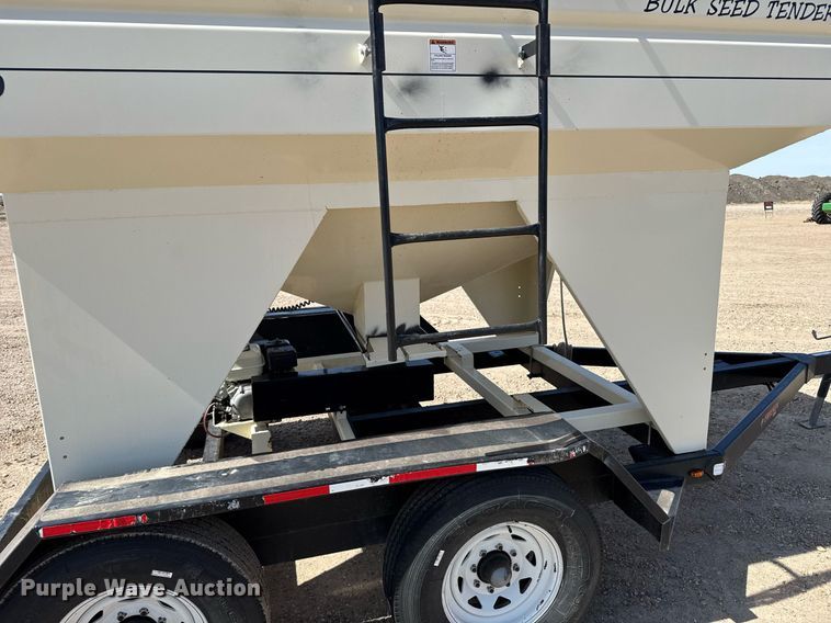 image for item NN9705 Meridian Friesen 220 seed tender